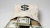 Analysts: Collapse of Zimbabwe's Commercial Banks Won't Affect Economy