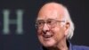 Fallece Peter Higgs, el físico que planteó la existencia de la “partícula de Dios”