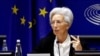 La presidenta del Banco Central Europeo, Christine Lagarde, se dirige a los legisladores europeos durante una sesión plenaria en el Parlamento Europeo en Bruselas, el 6 de febrero de 2020.