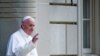 El papa Francisco critica al gobierno de Trump por deportación de migrantes, el zar de la frontera de EEUU le responde