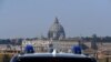 Italia, el país con más muertes de coronavirus en el mundo, reflejó un descenso de los casos y los fallecimientos el fin de semana.
