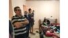 Algunos migrantes han denunciado que los propietarios de las viviendas en Colombia los han desalojado violentamente.