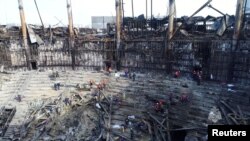 Así quedó la sala de conciertos Crocus City Hall, en las afueras de Moscú, después de la matanza del viernes pasado y el incendio que consumió parte de la instalación. Foto del Servicio de Emergencias de Rusia divulgada por Reuters el 26 de marzo de 2024.