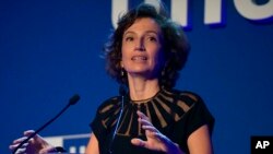 La directora general de la UNESCO, Audrey Azoulay, concedió entrevista a la Agencia France Press durante la Conferencia Global por el Día Mundial de la Libertad de Prensa, que se desarrolla en Punta de Este, Uruguay. (Foto VOA / Archivo)