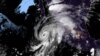 Huracán Genevieve se acerca a la península de Baja California
